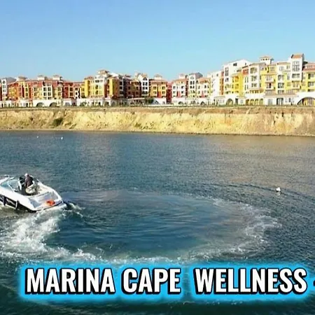 Marina Cape & Wellness-relax Nr 32-35 אהלוי