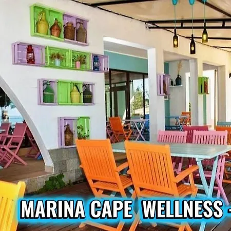 Marina Cape & Wellness-relax Nr 32-35